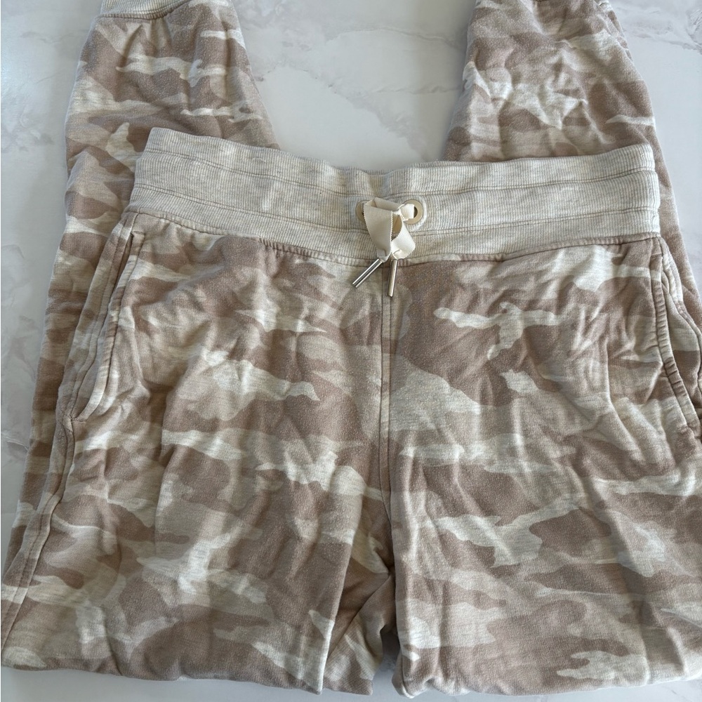 Athleta Beige Camouflage Joggers - Picture 1 of 4
